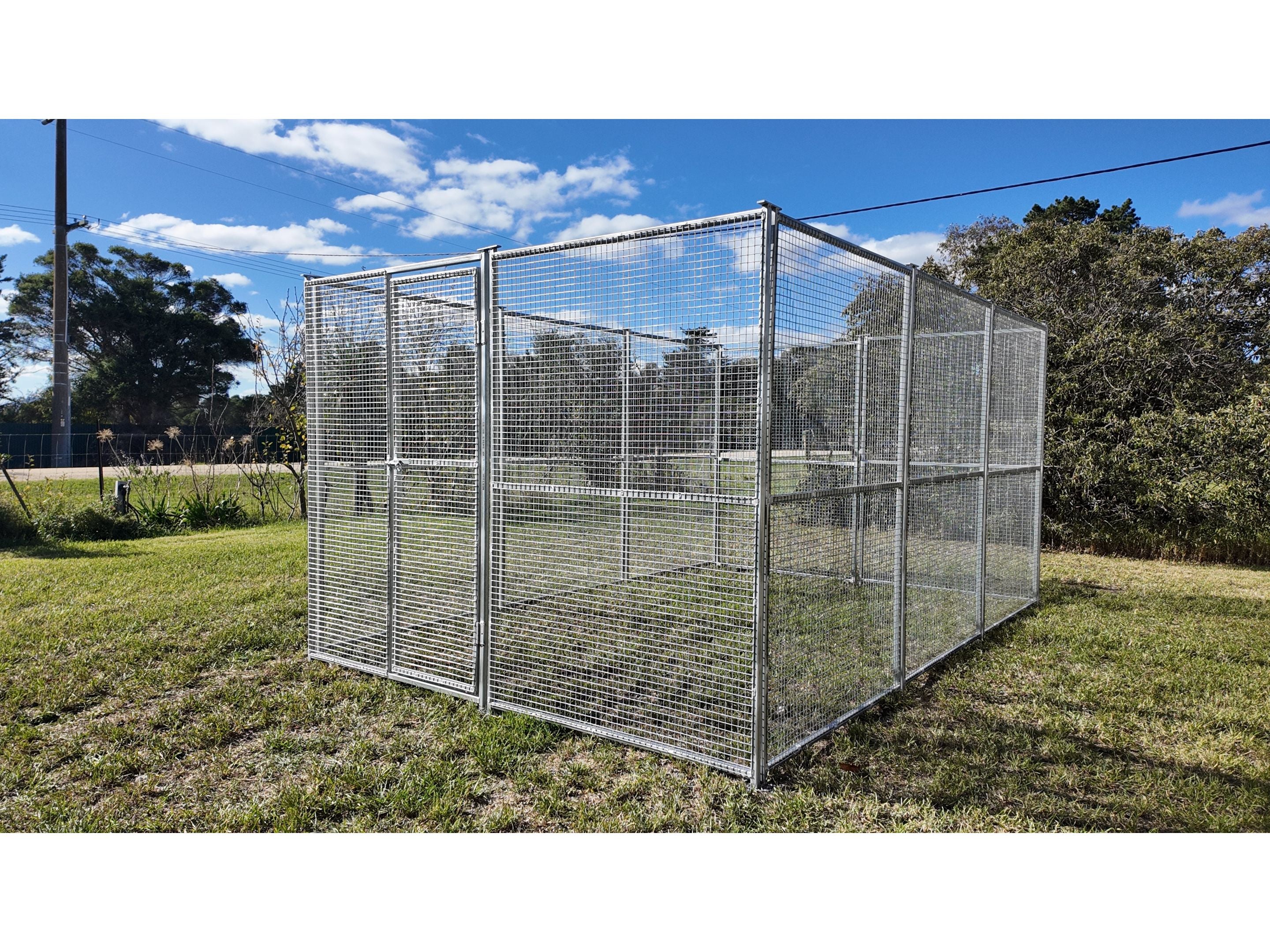 Single Bay 2.5mx3.75mx1.85m Dog/Chicken Run with 25mmx25mm square mesh