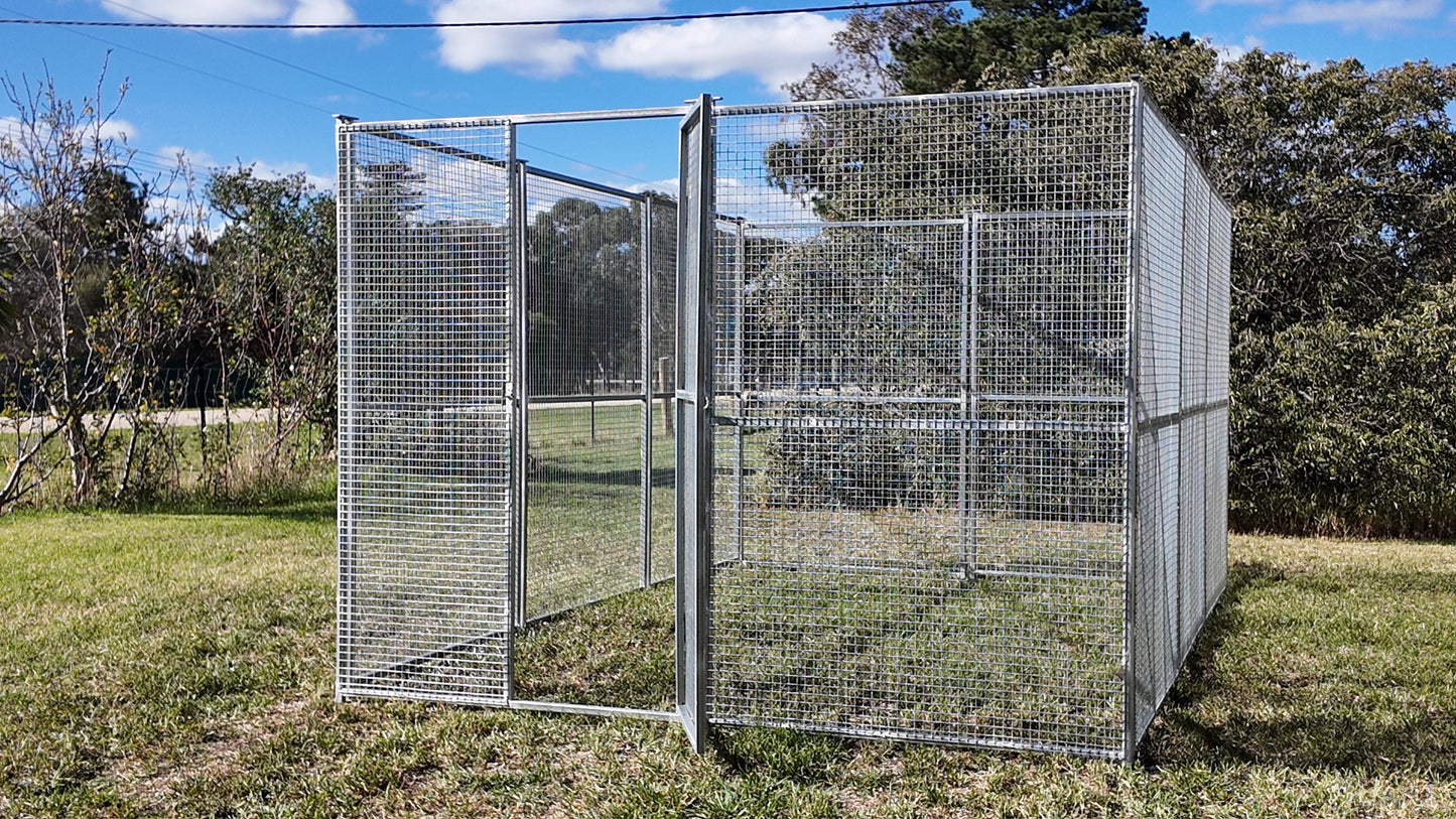 2.5mx3.75mx1.85m Single Dog Run with 25mmx25mm square mesh