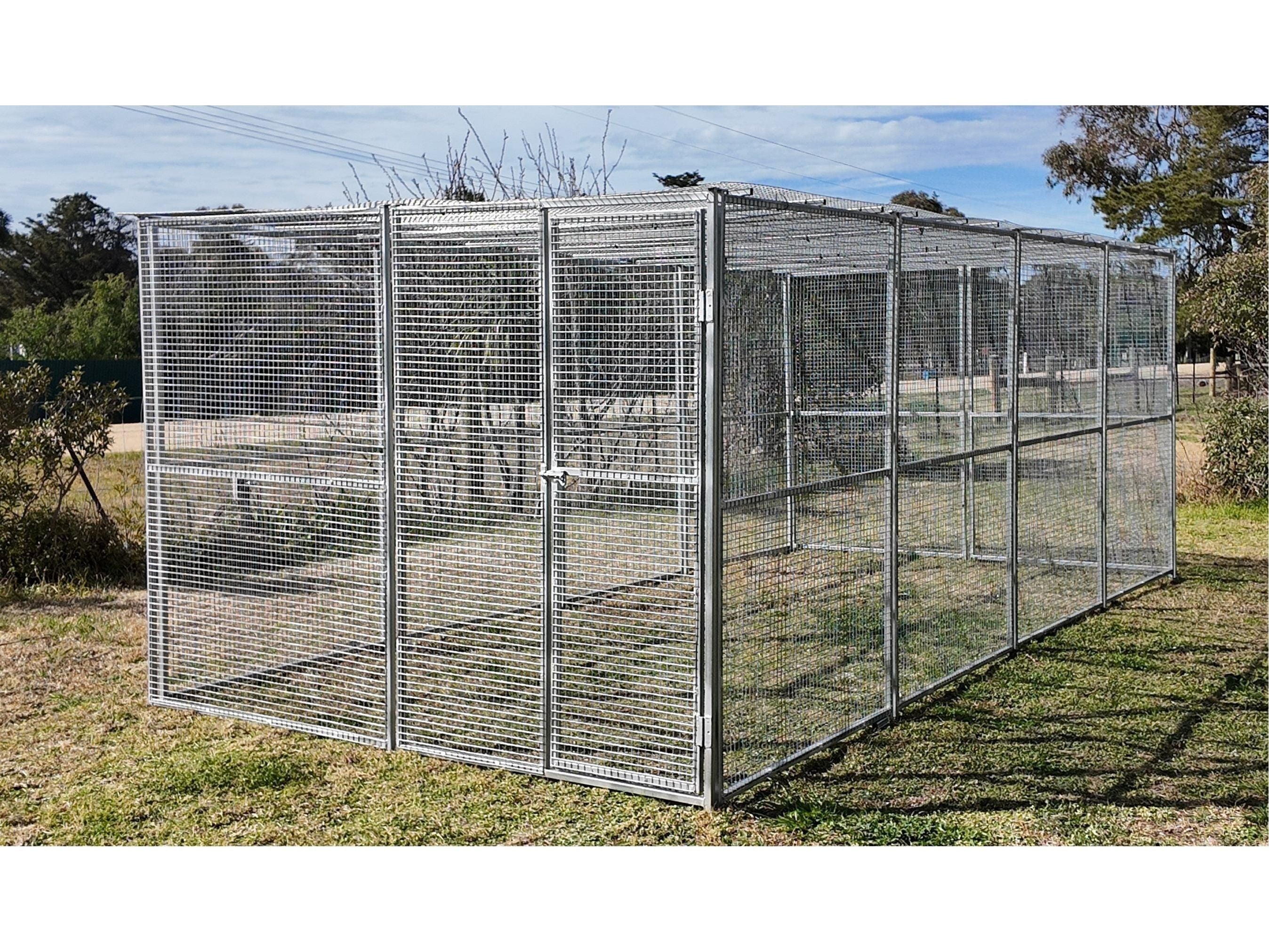 Single bay 2.5mx5mx1.85m Cat Run Chicken Run with mesh roof