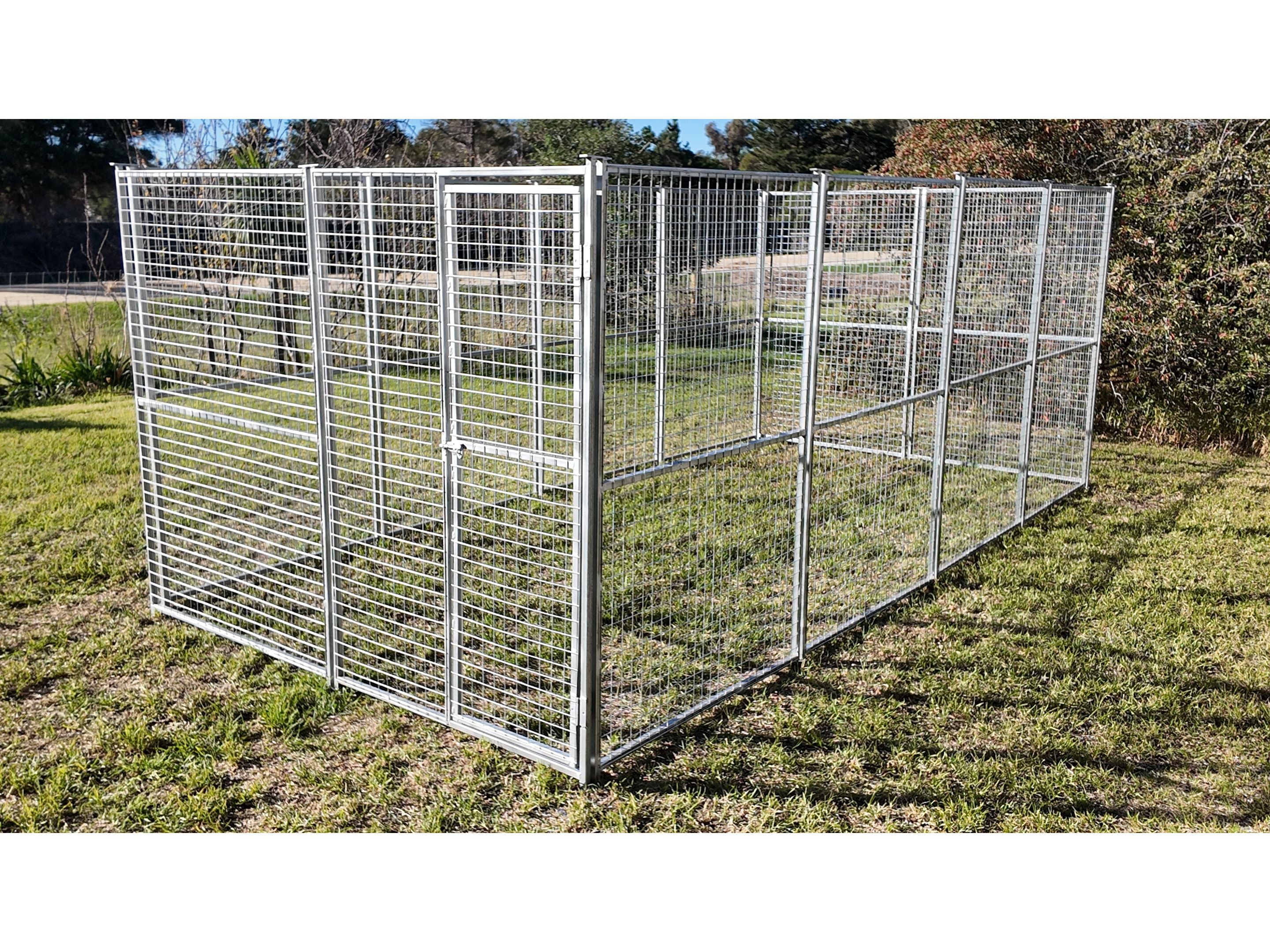 Single Bay 2.5mx5mx1.85m dog/chicken run with 50mmx50mmx3mm mesh