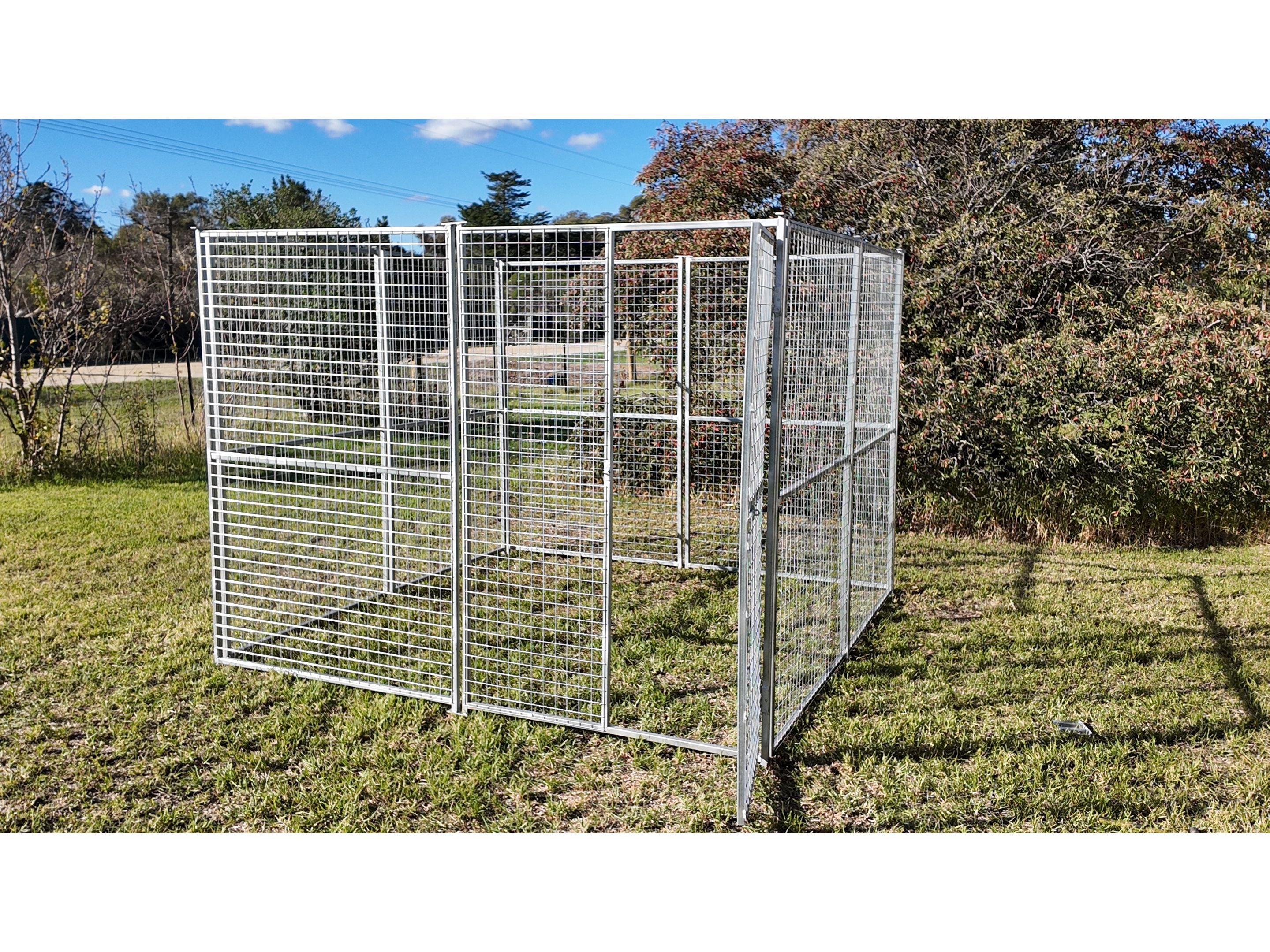 Single Bay 2.5mx2.5m dog/chicken run with 50mmx50mmx3mm mesh
