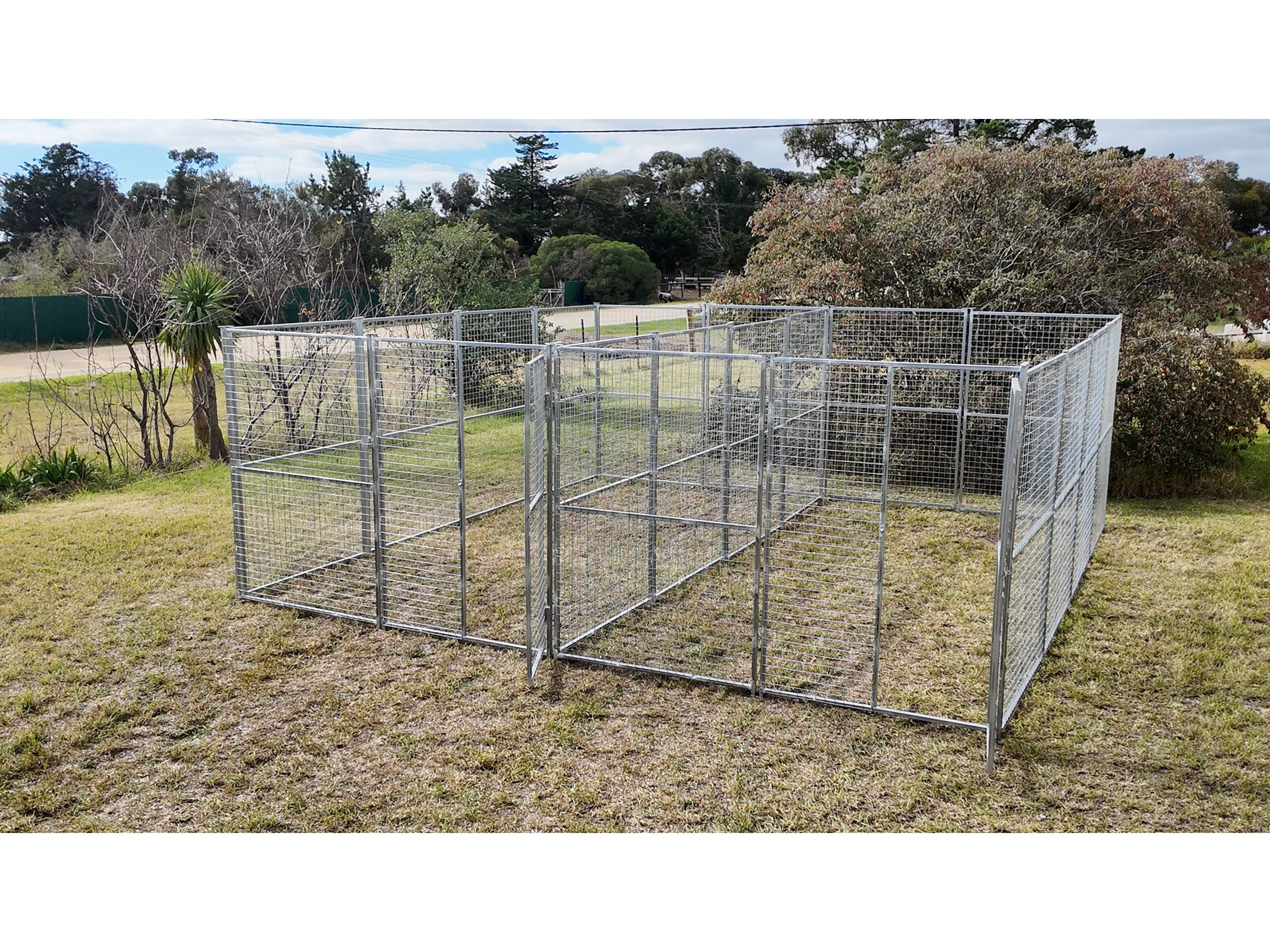 2 Bay 5m x 5m x1.85m dog/chicken run with 50mm x 50mm x 3mm welded wire mesh