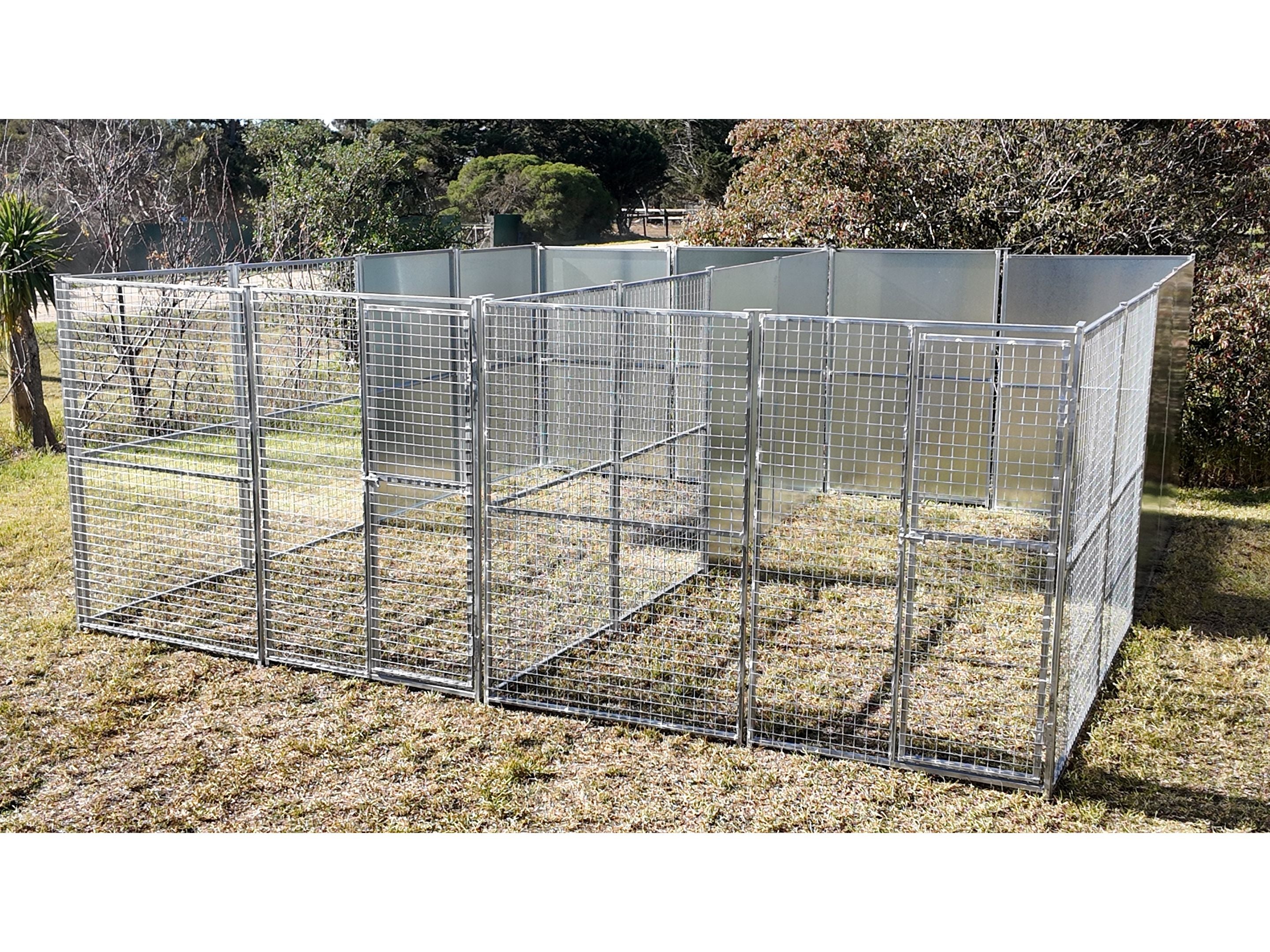 2 Bay 5m x 5m x 1.85m dog/chicken run with 50mmx50mmx4mm mesh panels and solid panels