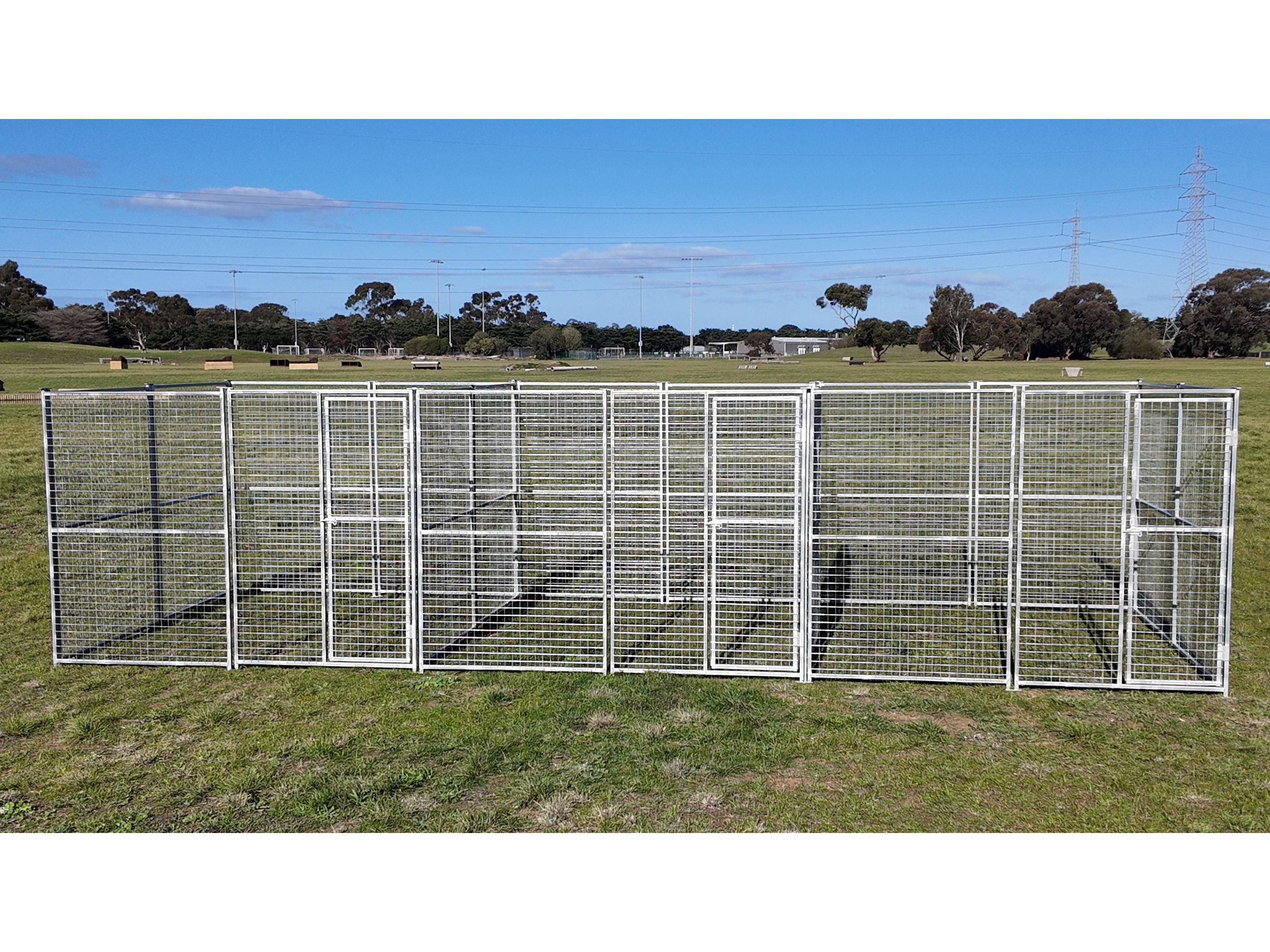 3 Bay 7.5m x 2.5m x 1.85m dog/chicken run, made with 50mmx50mmx4mm mesh