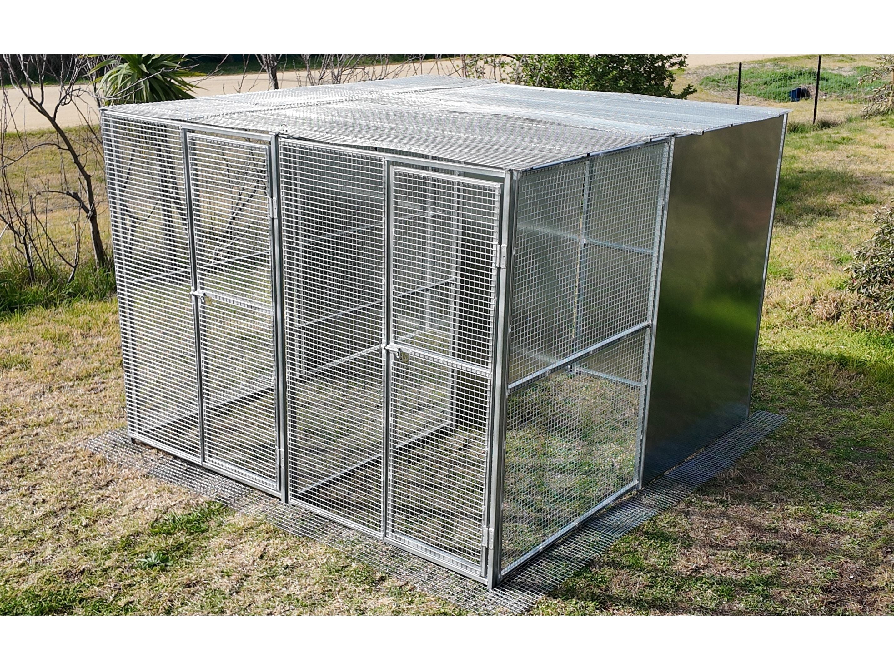 2 Bay 2.5mx2.5mx1.85m Dog/Chicken/Cat Run with mesh roof, solid panels and 25mmx25mm square mesh