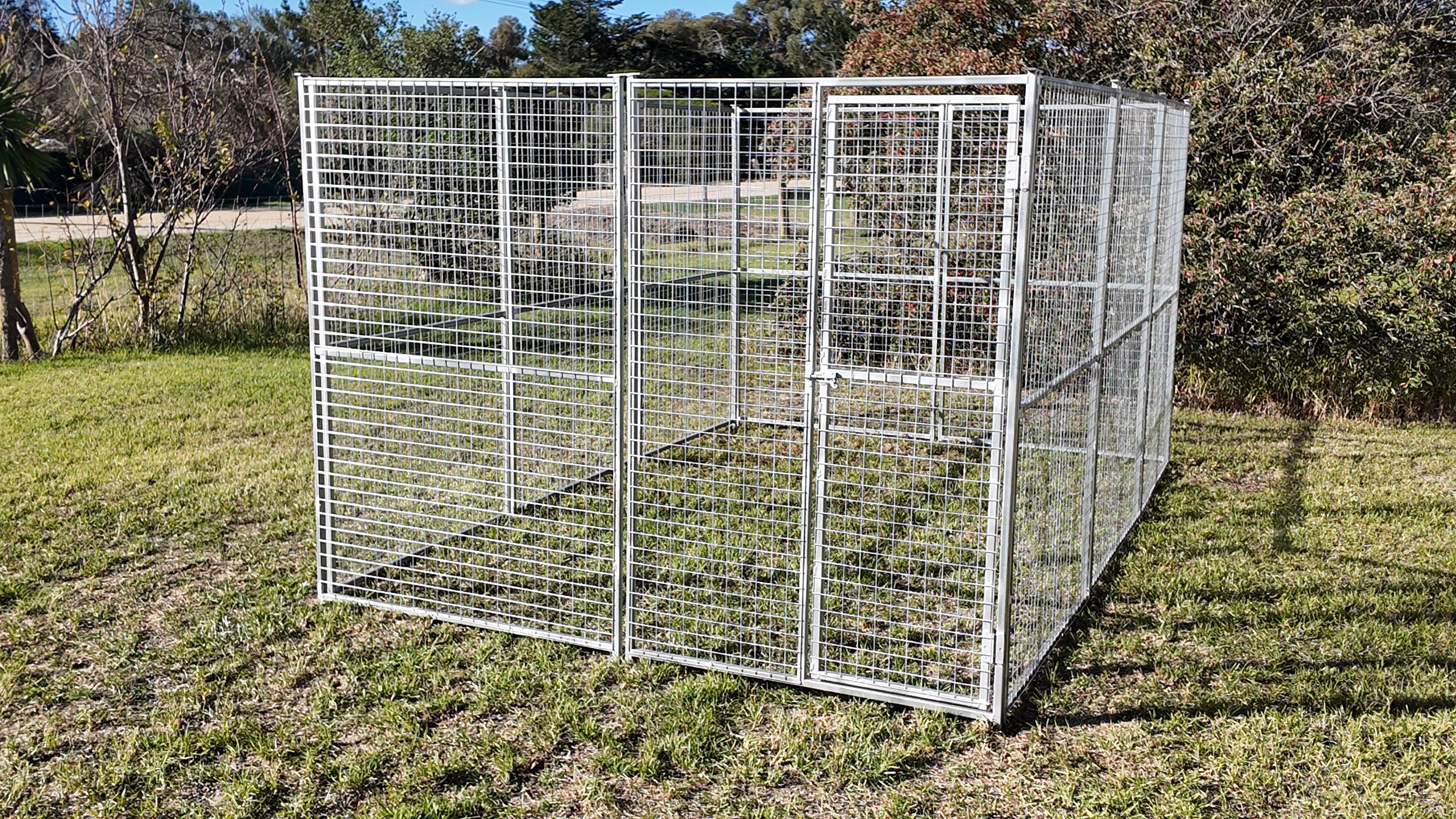 2.5mx3.75mx1.85m Single Run with 50mmx50mmx3mm square mesh