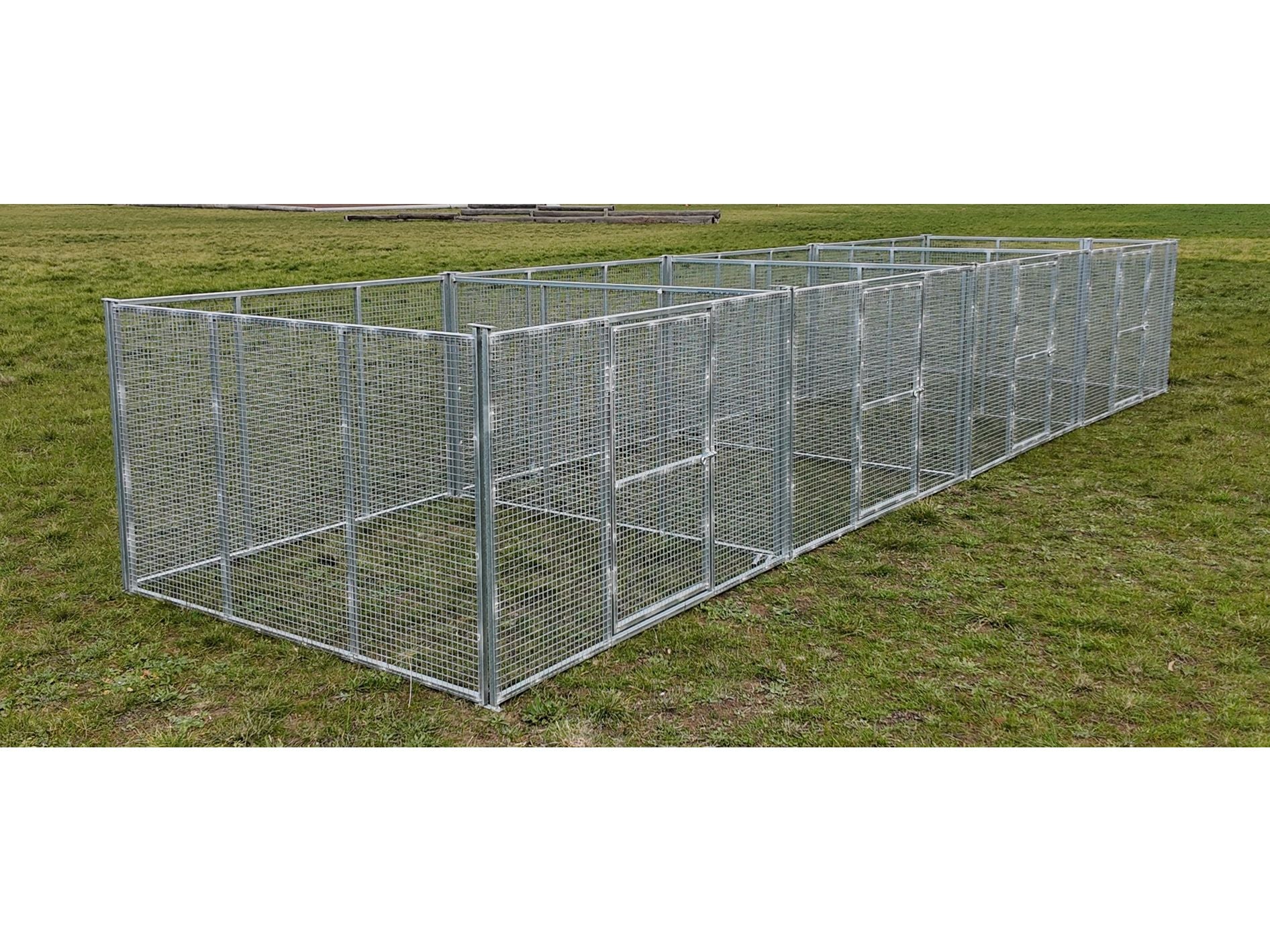 4 Bay 8m x 2m x 1.2m puppy run, 25mm x 25mm mesh panels
