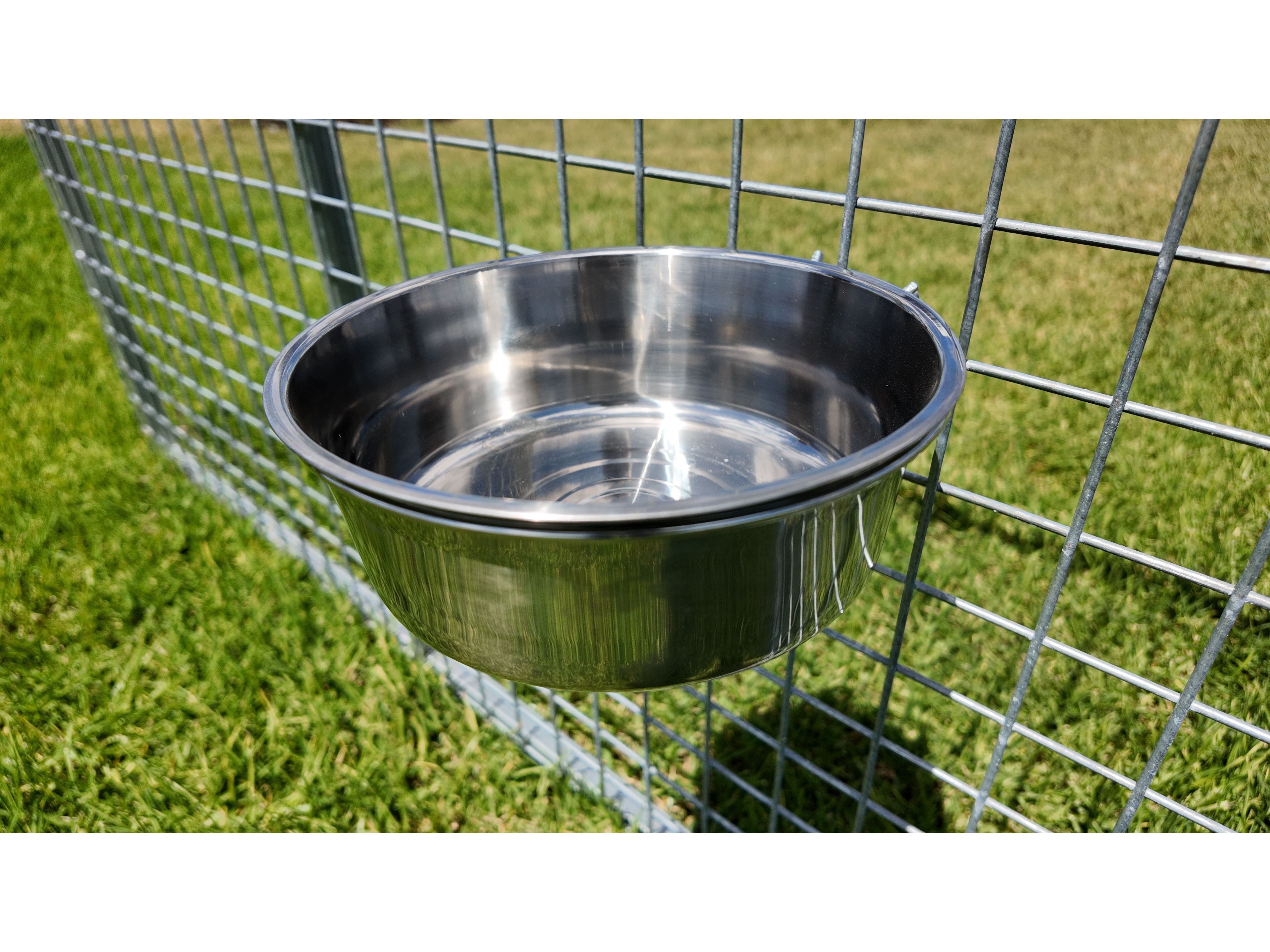 Stainless steel dog water feeder bowl with clamp holder